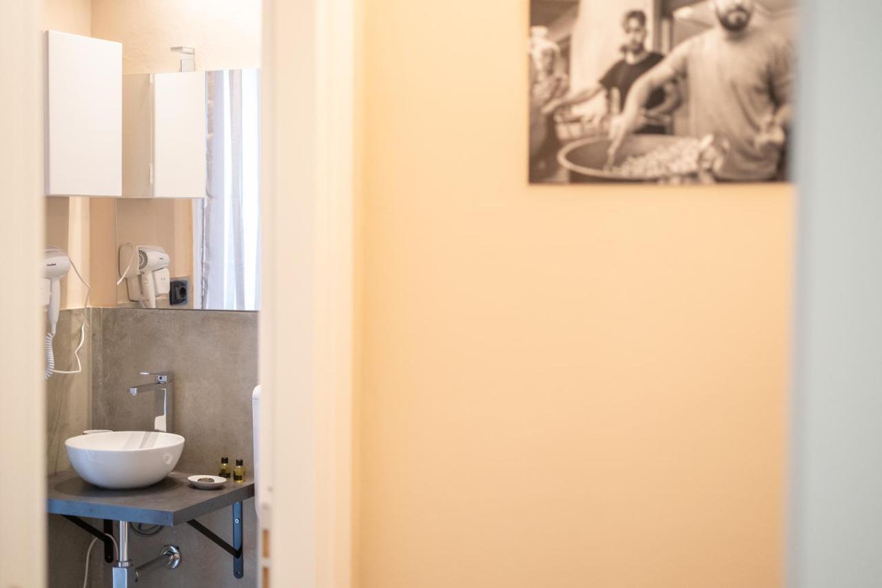 I Quattru Vuci Rooms Палермо Екстериор снимка