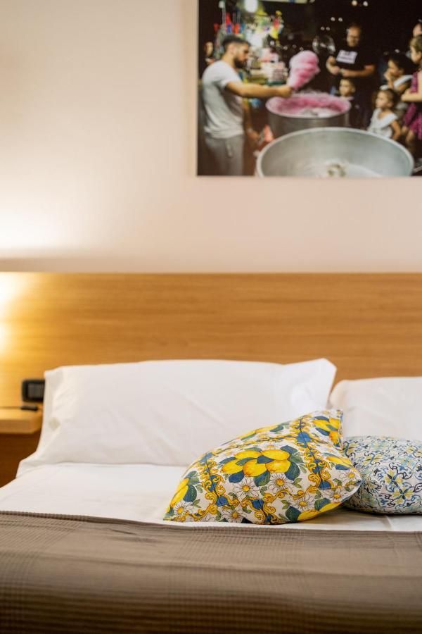I Quattru Vuci Rooms Палермо Екстериор снимка