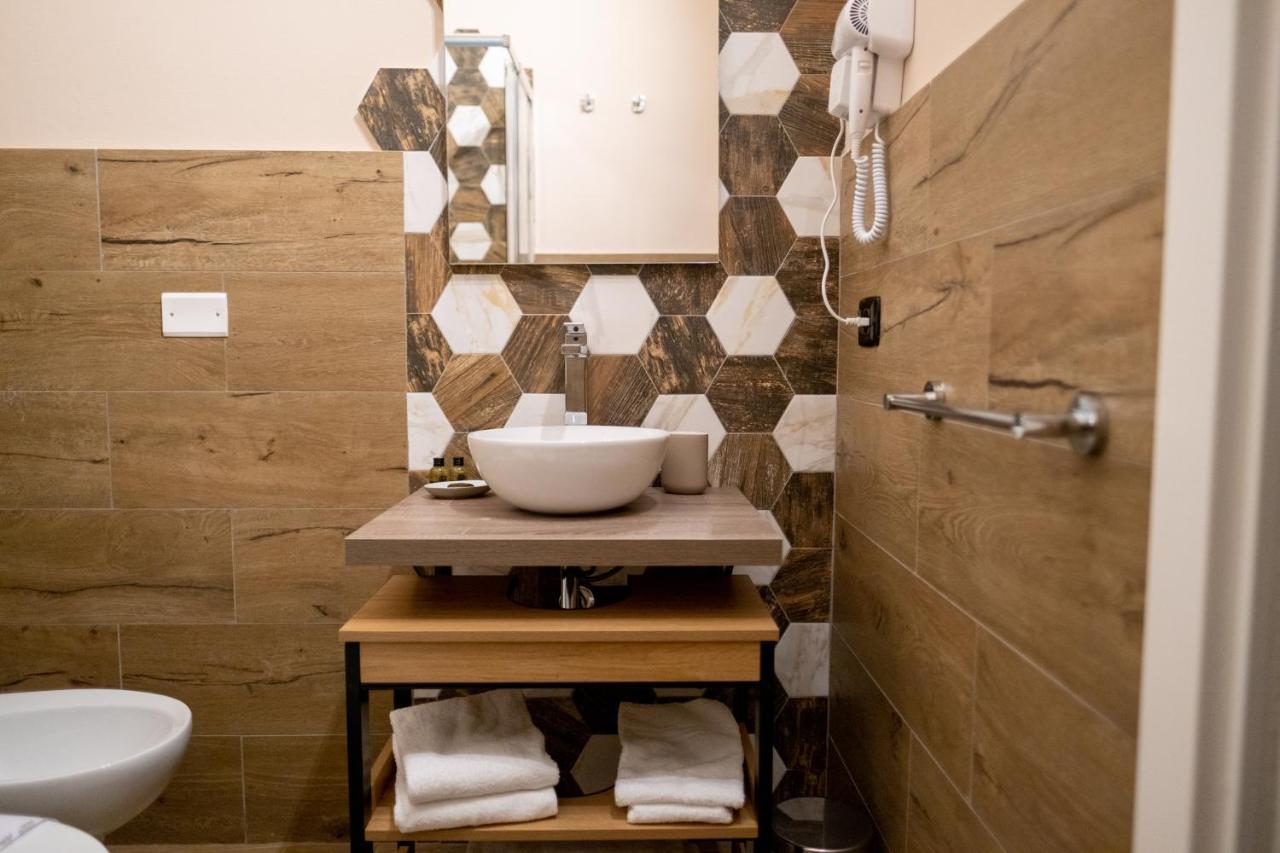I Quattru Vuci Rooms Палермо Екстериор снимка