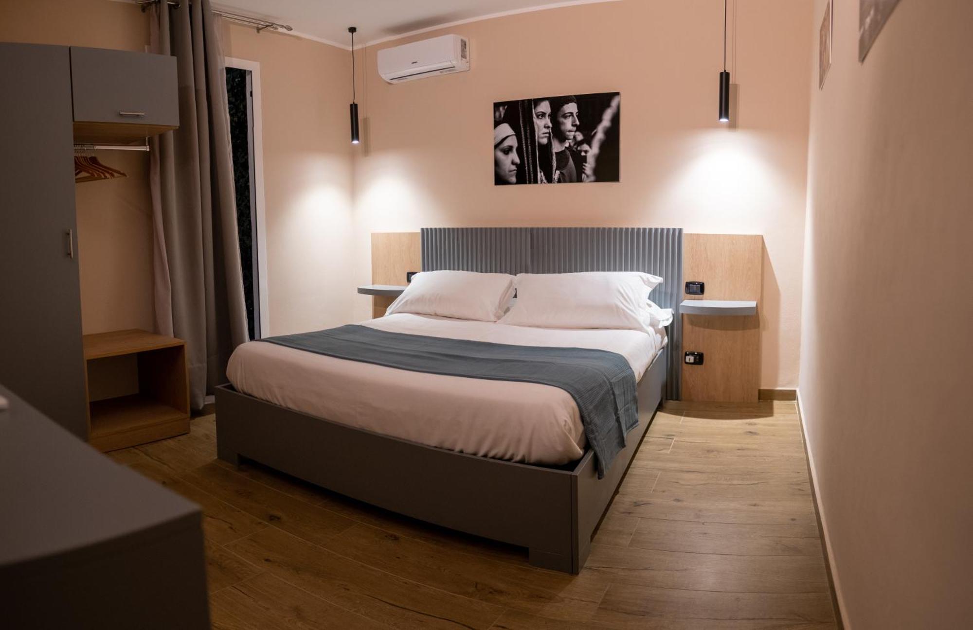 I Quattru Vuci Rooms Палермо Екстериор снимка